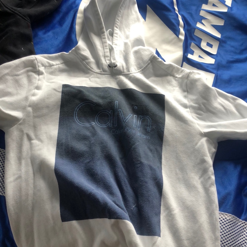 Calvin Klein sweatshirt